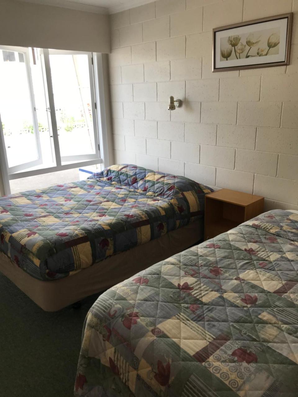 Picton House B&B And Motel Extérieur photo